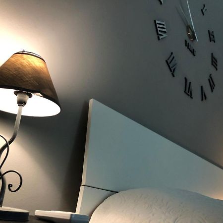 Appartamento 70 Mq "La Casa Di Cri" 米兰 外观 照片